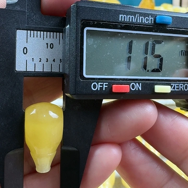 蜜蜡未镶嵌裸石28杂