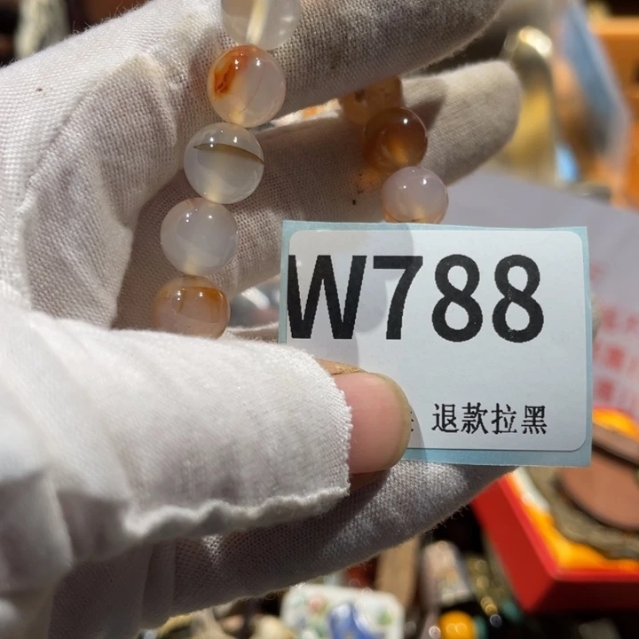 怒***吧瓷片二表姐直播火爆热卖