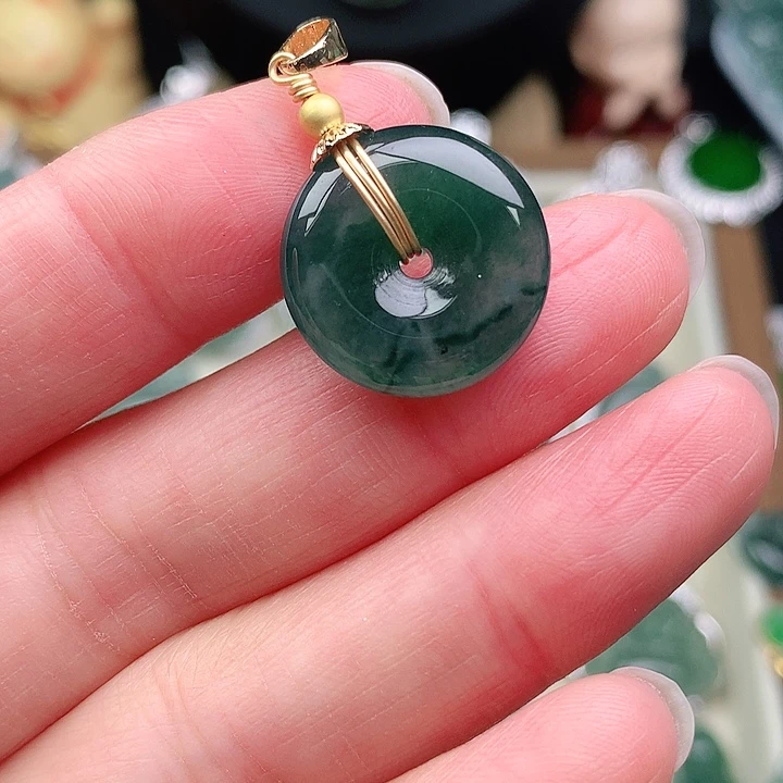 颈饰银S925镶嵌翡翠吊坠