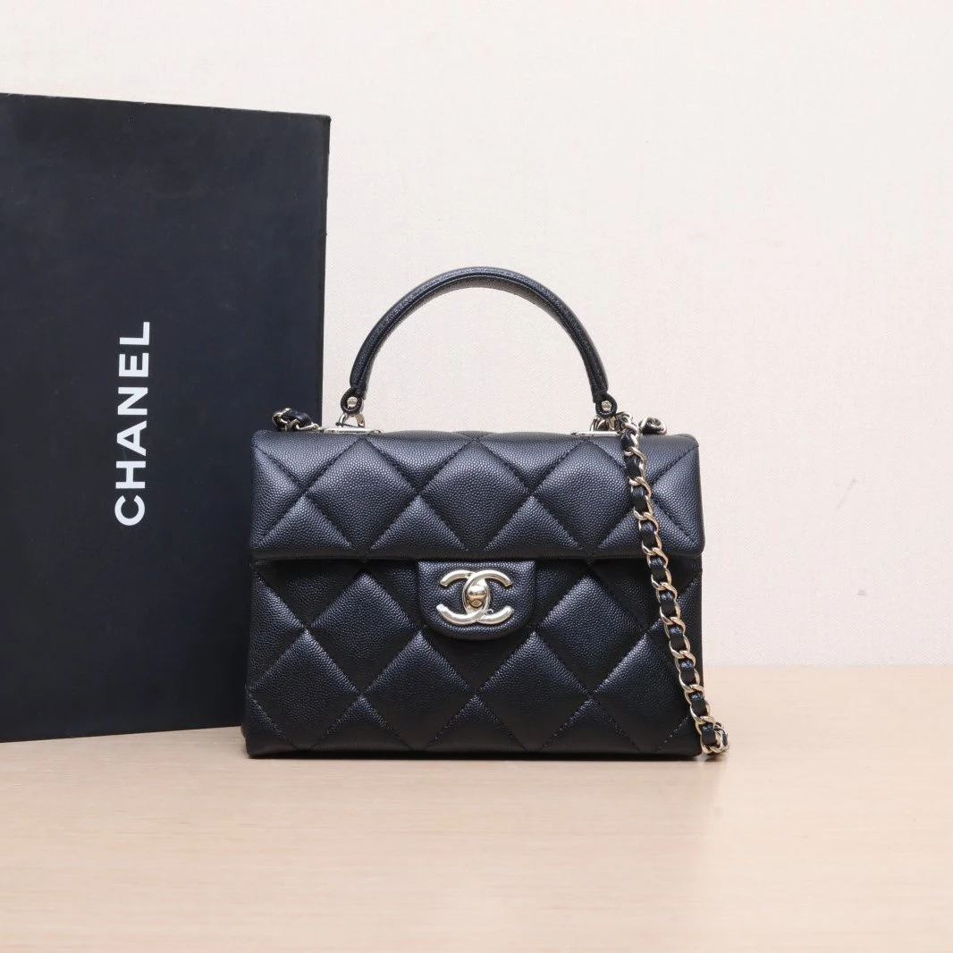 全新未使用 Chanel/香奈儿 小花6欢 24P 黑色芯片 翻盖牛奶盒子包