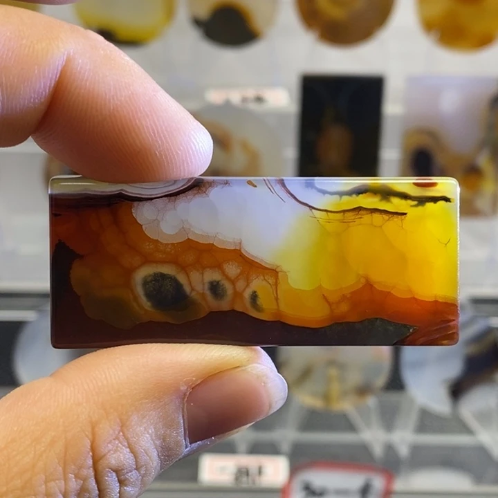 玛瑙/玉髓颈饰未镶嵌