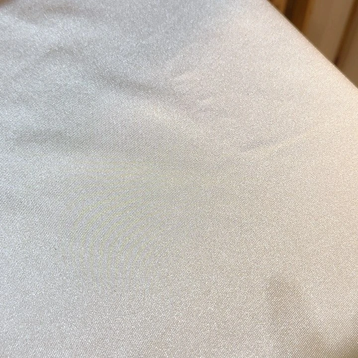 摆件人**中陶瓷材料手工制品