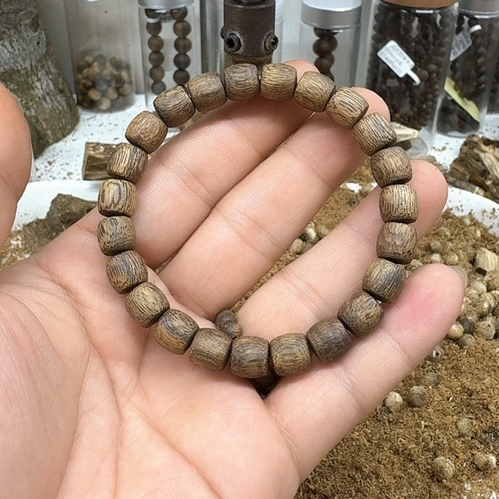 沉香碎屑沉香奇楠古珠09mm