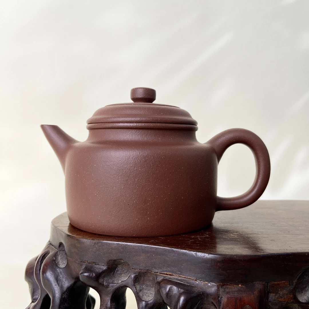宜兴手工紫砂陶 （吴春香）茶壶GS4187-2