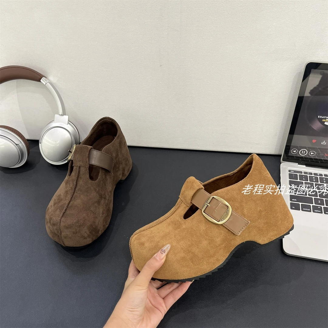 小个子内增高绒面勃肯鞋女2025年秋冬新款复古休闲一脚蹬乐福鞋