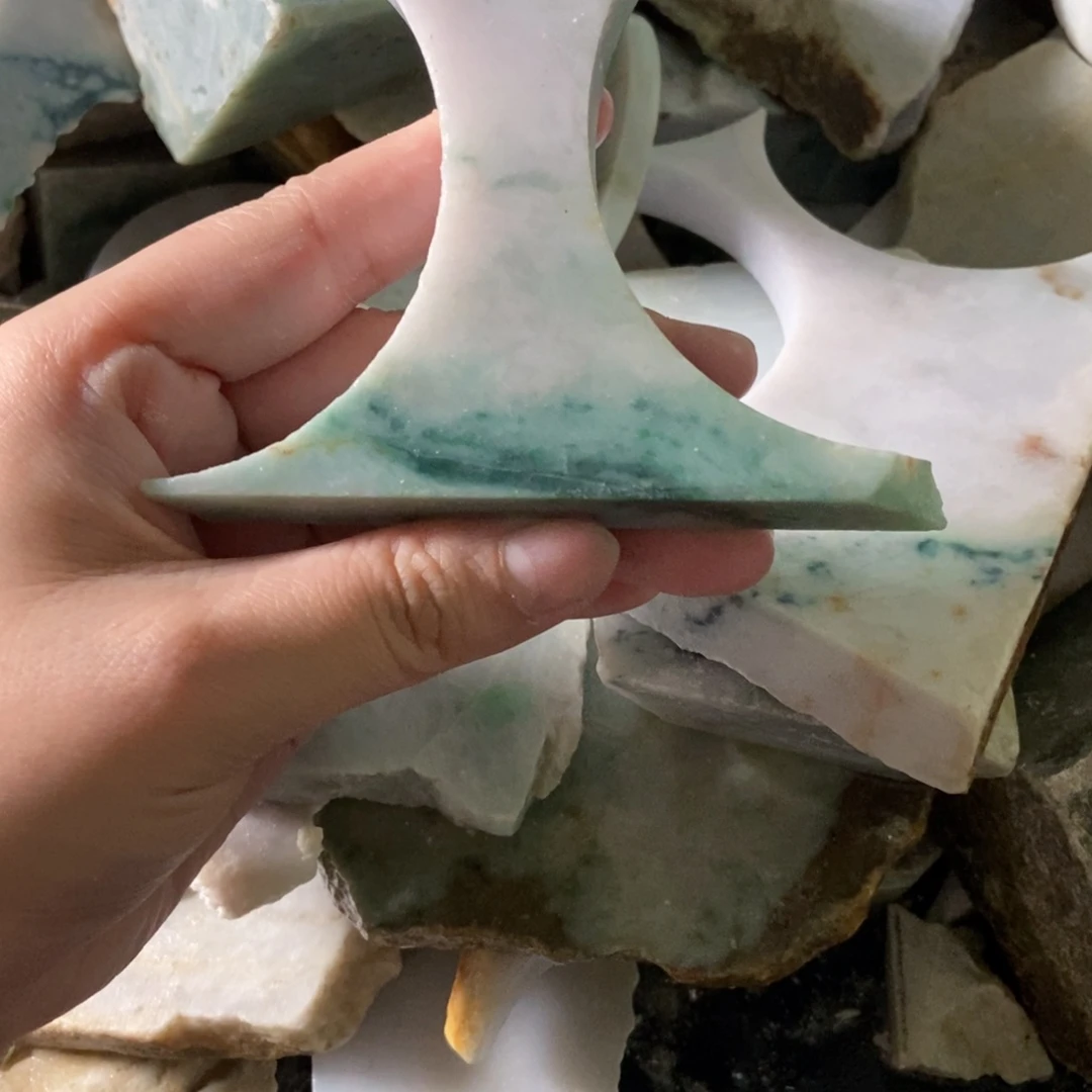 翡翠未镶嵌吊坠(不含链)天然翡翠