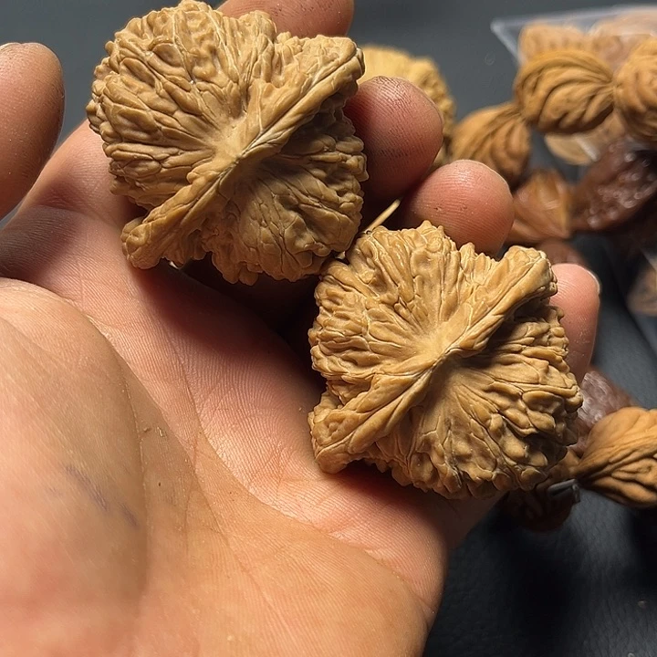文玩核桃把件四座楼