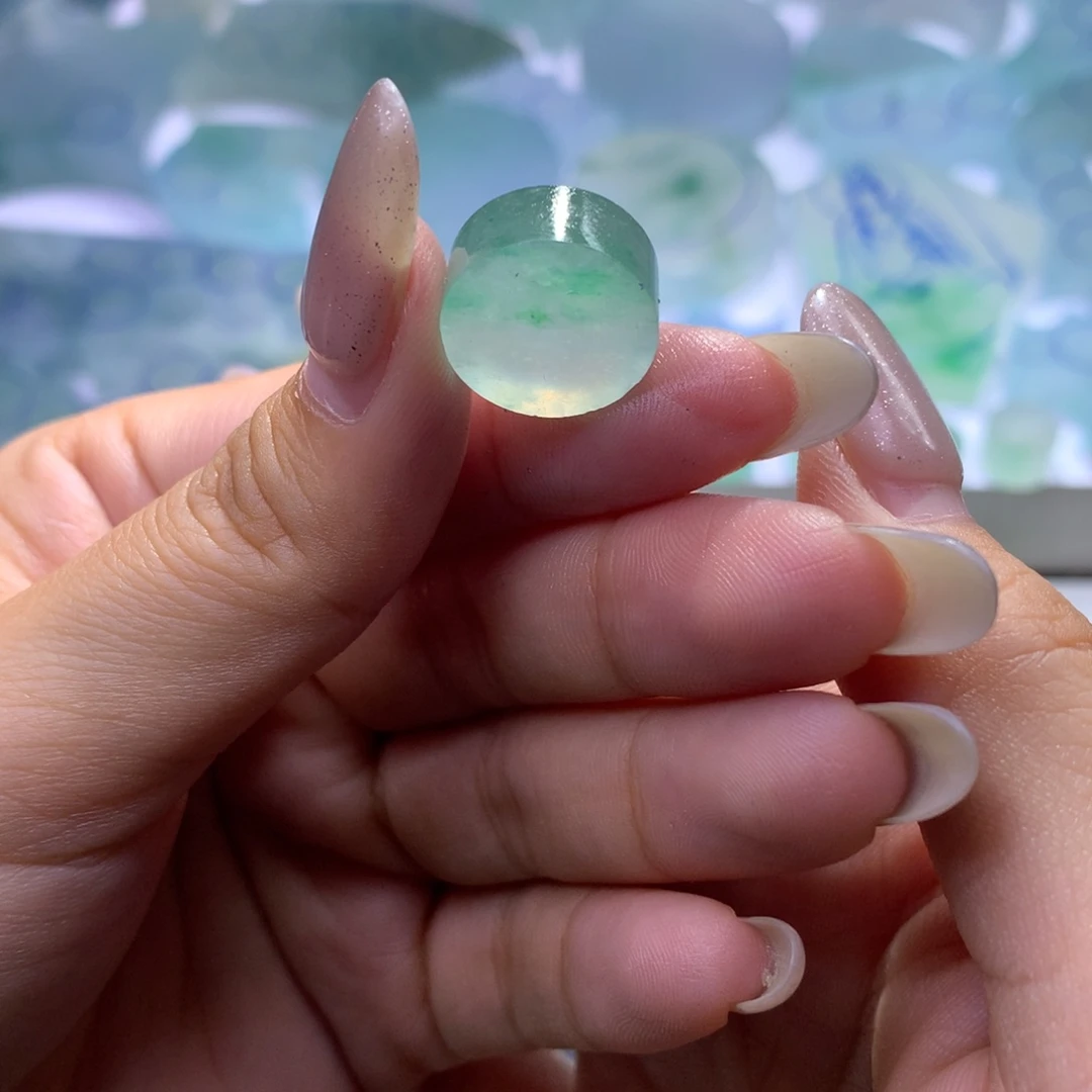 定制翡翠未镶嵌福利