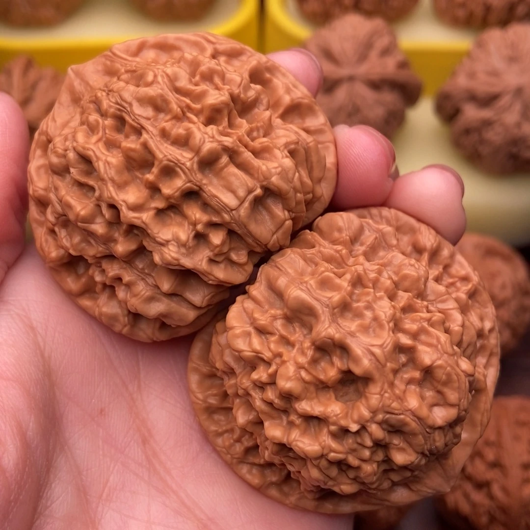 文玩核桃把件精品大官帽48