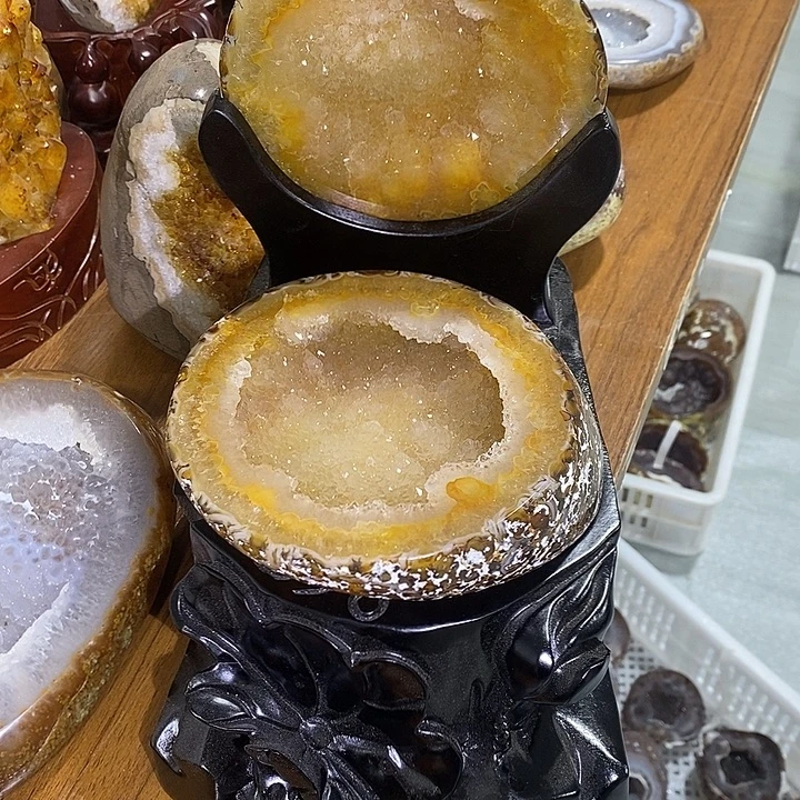 摆件未镶嵌水晶聚宝盆