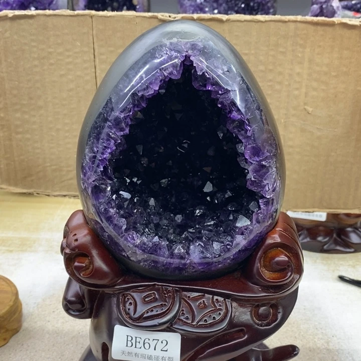 孟***夢未镶嵌水晶大型摆件（非配饰）