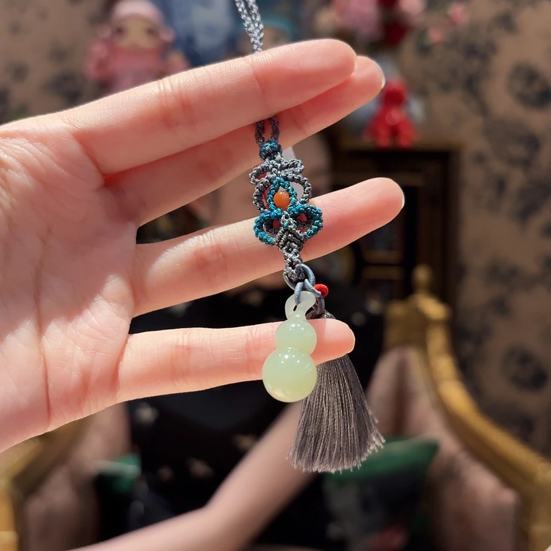 和田玉颈饰未镶嵌挂件