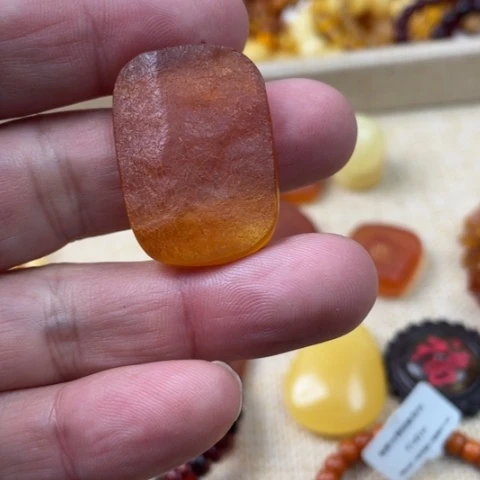 手串琥珀未镶嵌吊坠