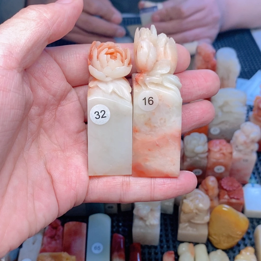 寿山石印石清**天手工篆刻