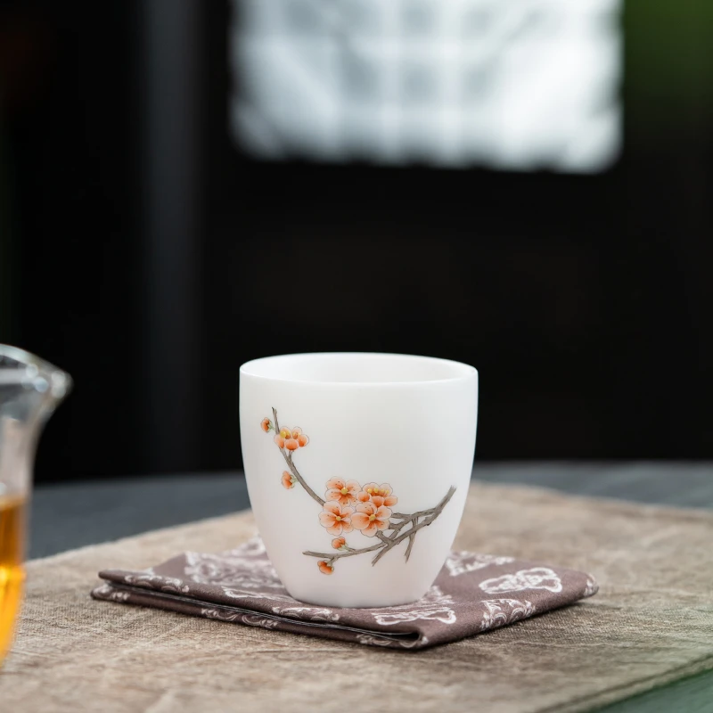 钰铨龙门羊脂玉素烧手绘梅花品茗杯家用主人杯功夫茶具单杯礼盒装