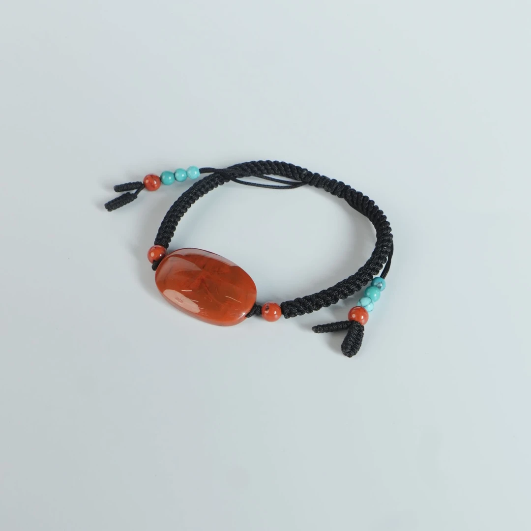 M4930 川料南红手牌 7.78g