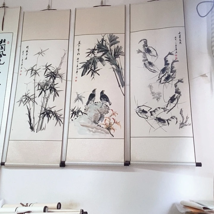 竖款三幅 小画 手绘卷轴装裱 不支持退换