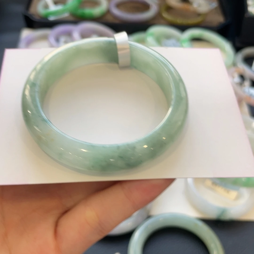 翡翠未镶嵌手镯51正圈纹裂