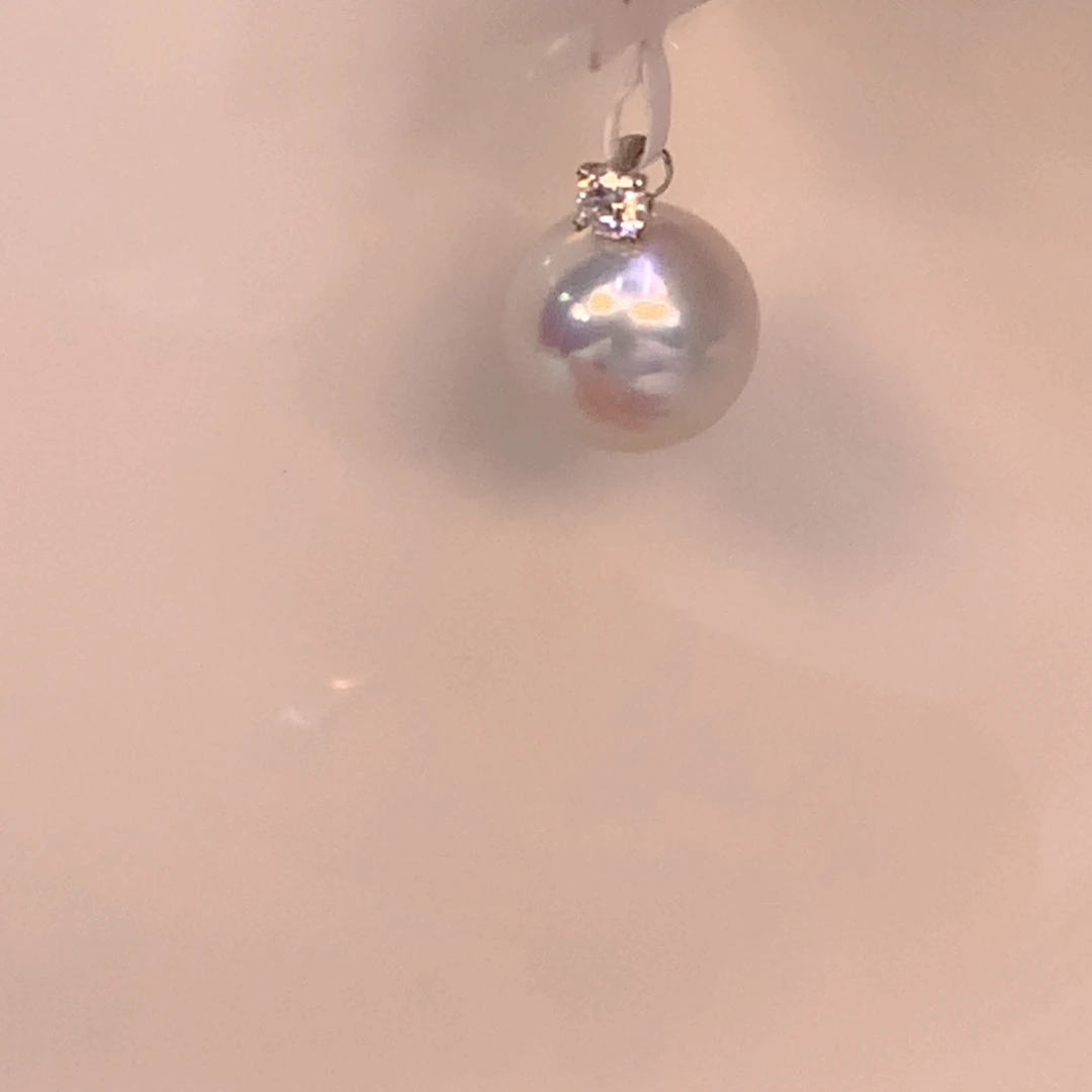18K金镶嵌吊坠(不含链)淡水珍珠