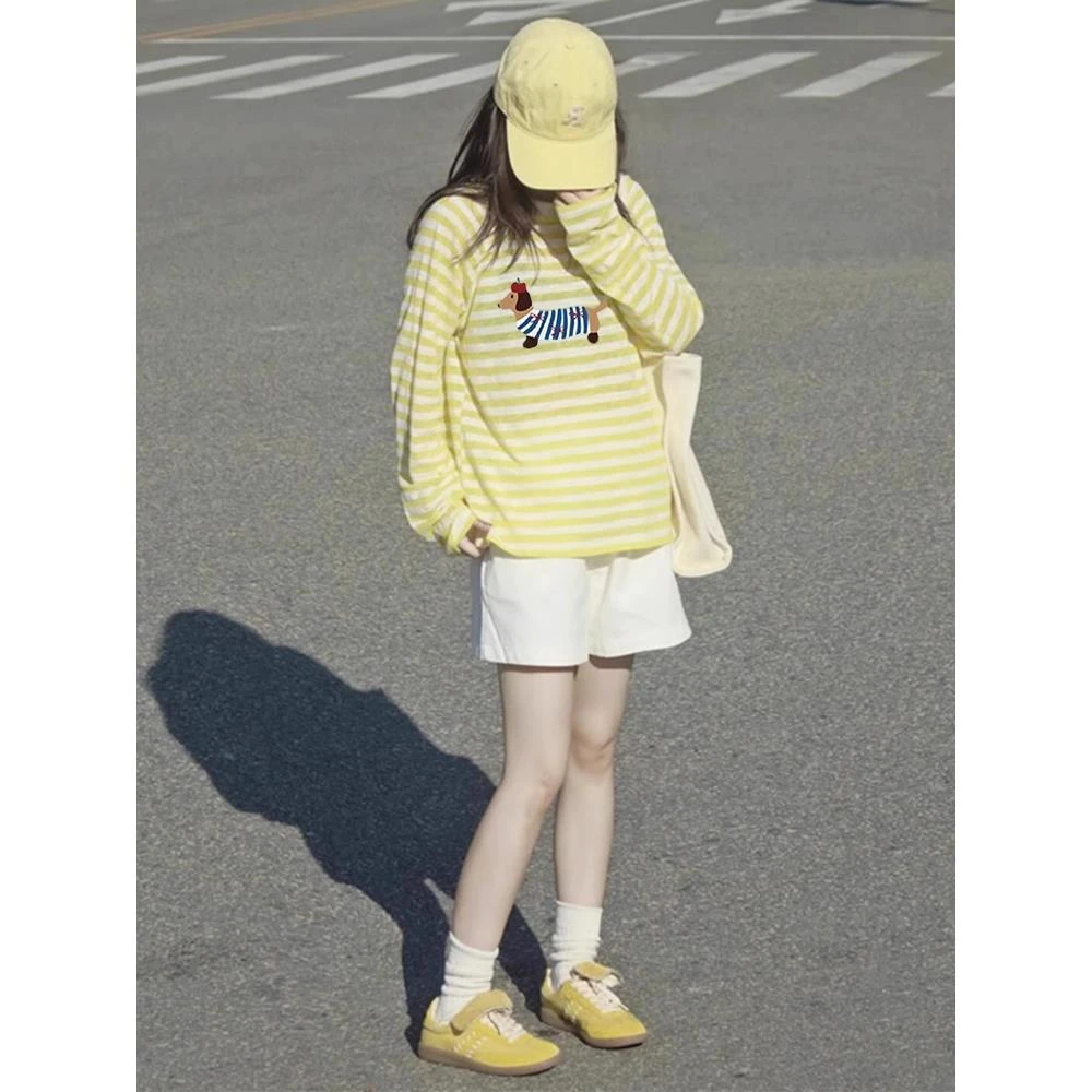 黄色条纹卡通腊肠小狗印花上衣女春夏款薄款小衫休闲长袖t恤