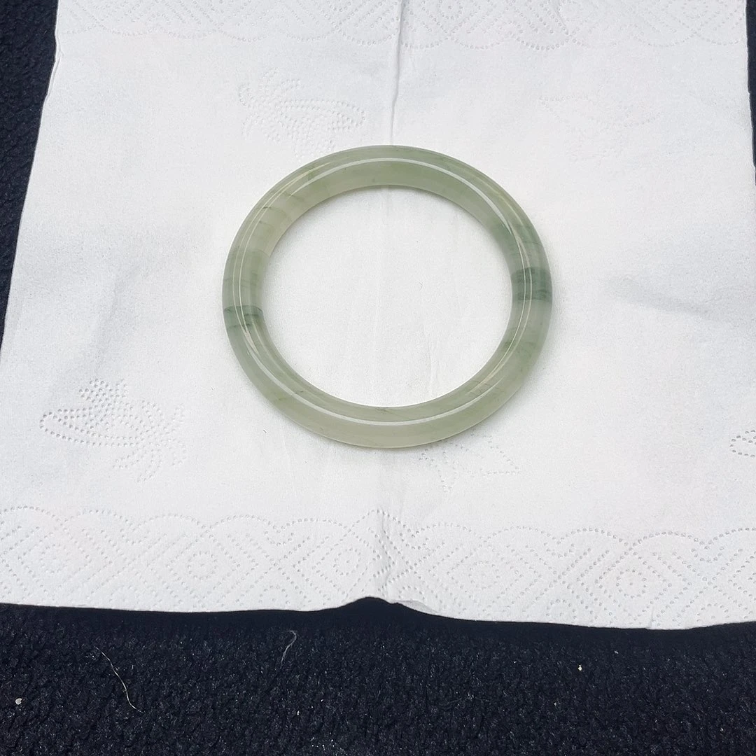 石英质玉未镶嵌手镯540