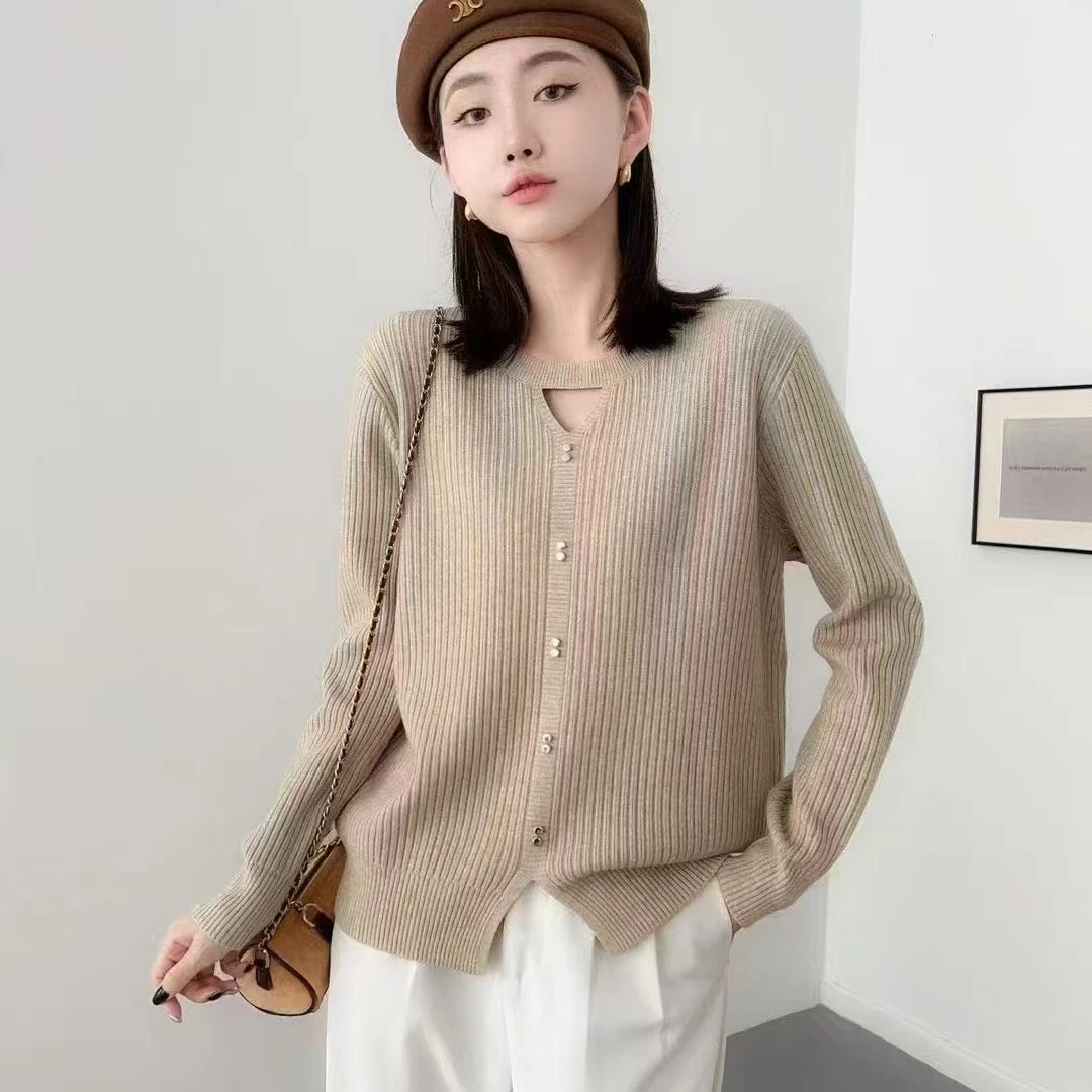 女针织毛针织衫温柔紫刺绣针织衫长袖上衣圆领