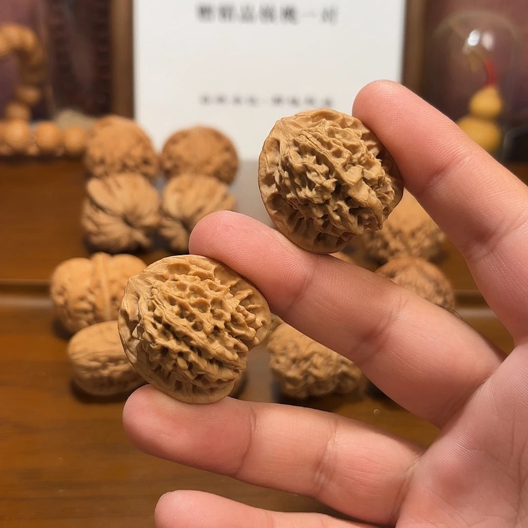 文玩核桃吊坠秦闷
