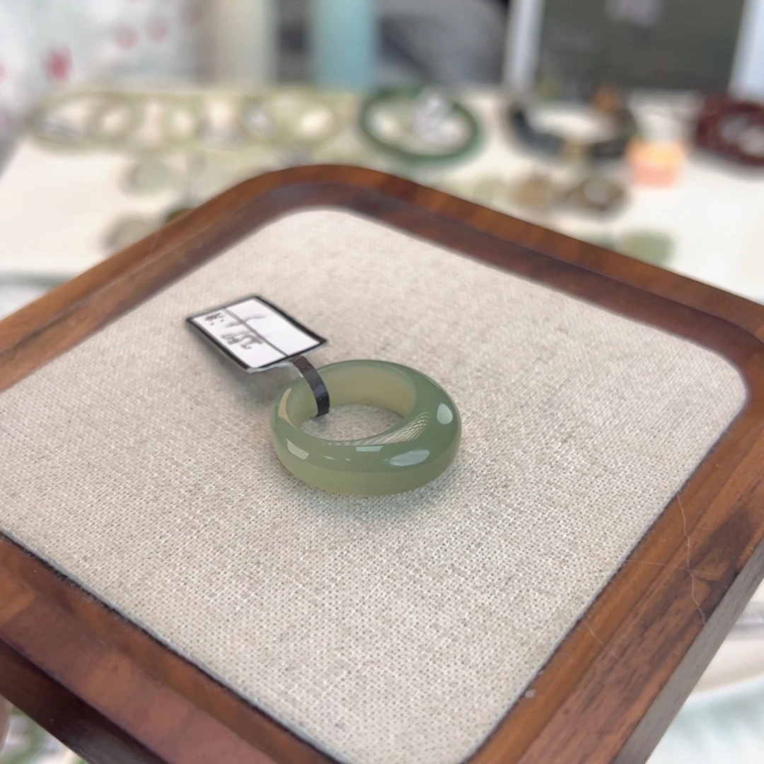 和田玉（糖玉）未镶嵌戒指N31湖水绿馒头直径16.7不退换