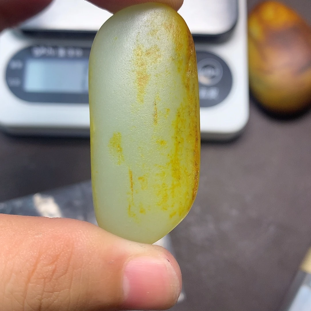 和田玉（糖玉）未镶嵌挂件