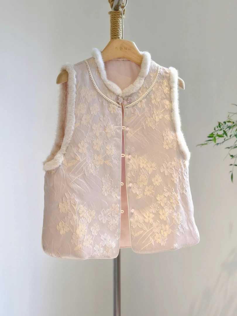 年轻少女感新中式粉色马甲女毛毛边提花背心2025秋冬夹棉加厚国风