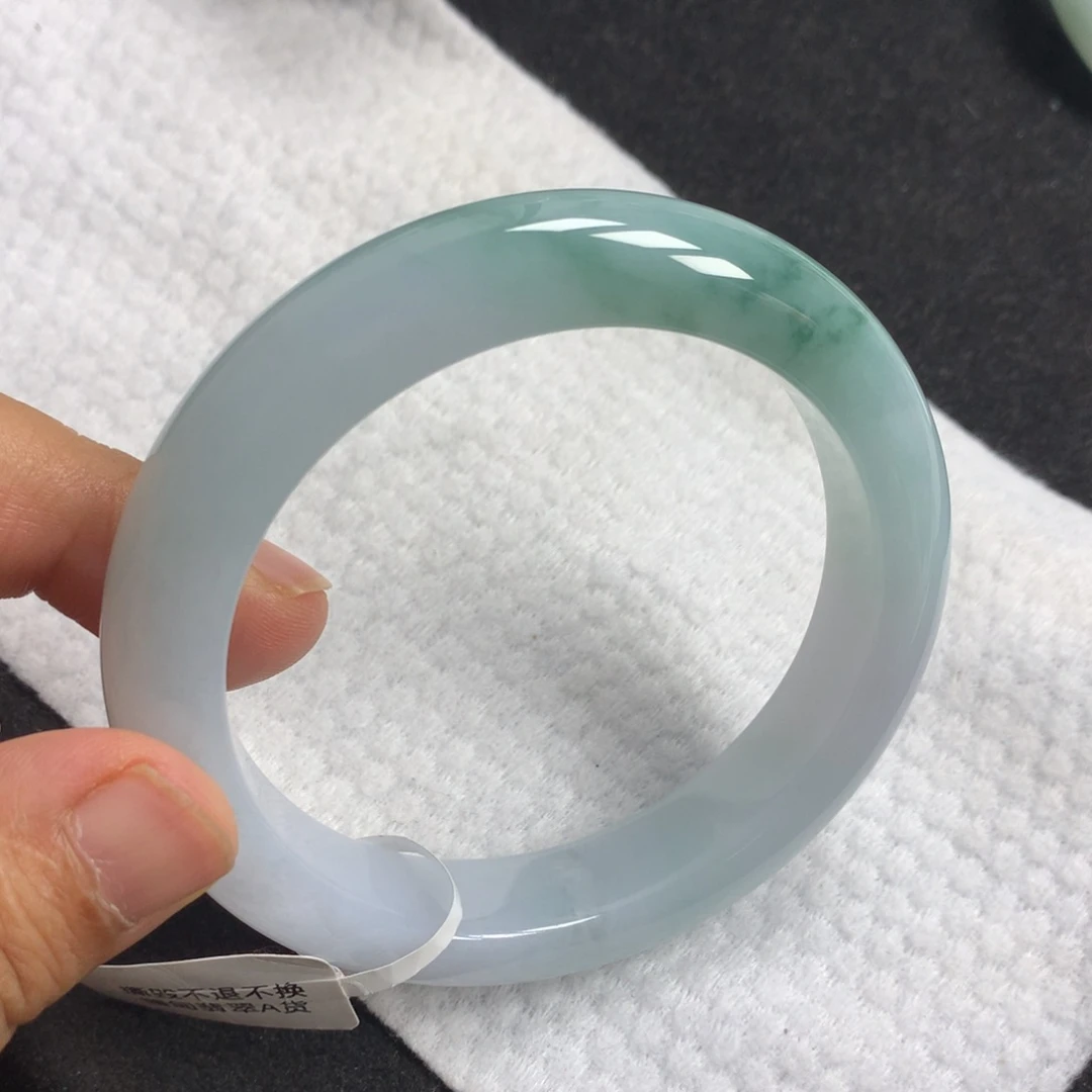 翡翠手镯未镶嵌9号