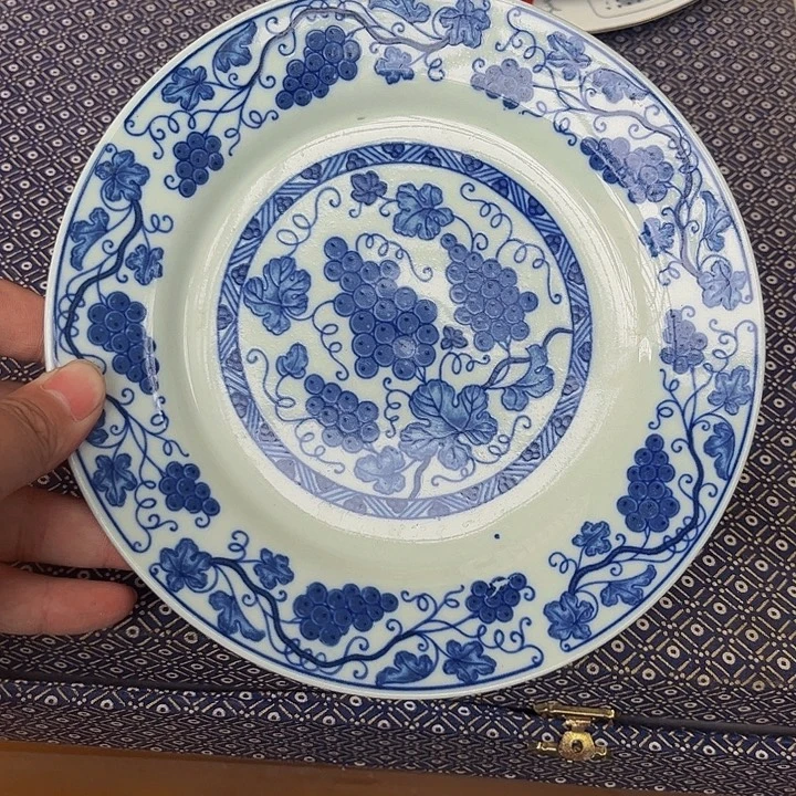 摆件，烧制问题都是正常的140直径20.5，翡翠瓷