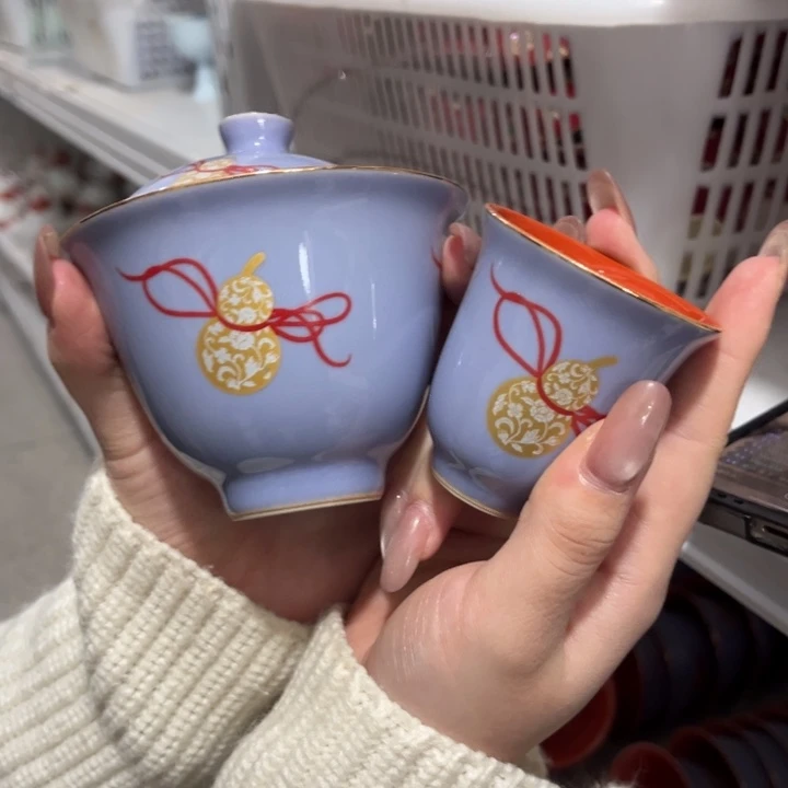 两件套哈哈哈哈哈哈