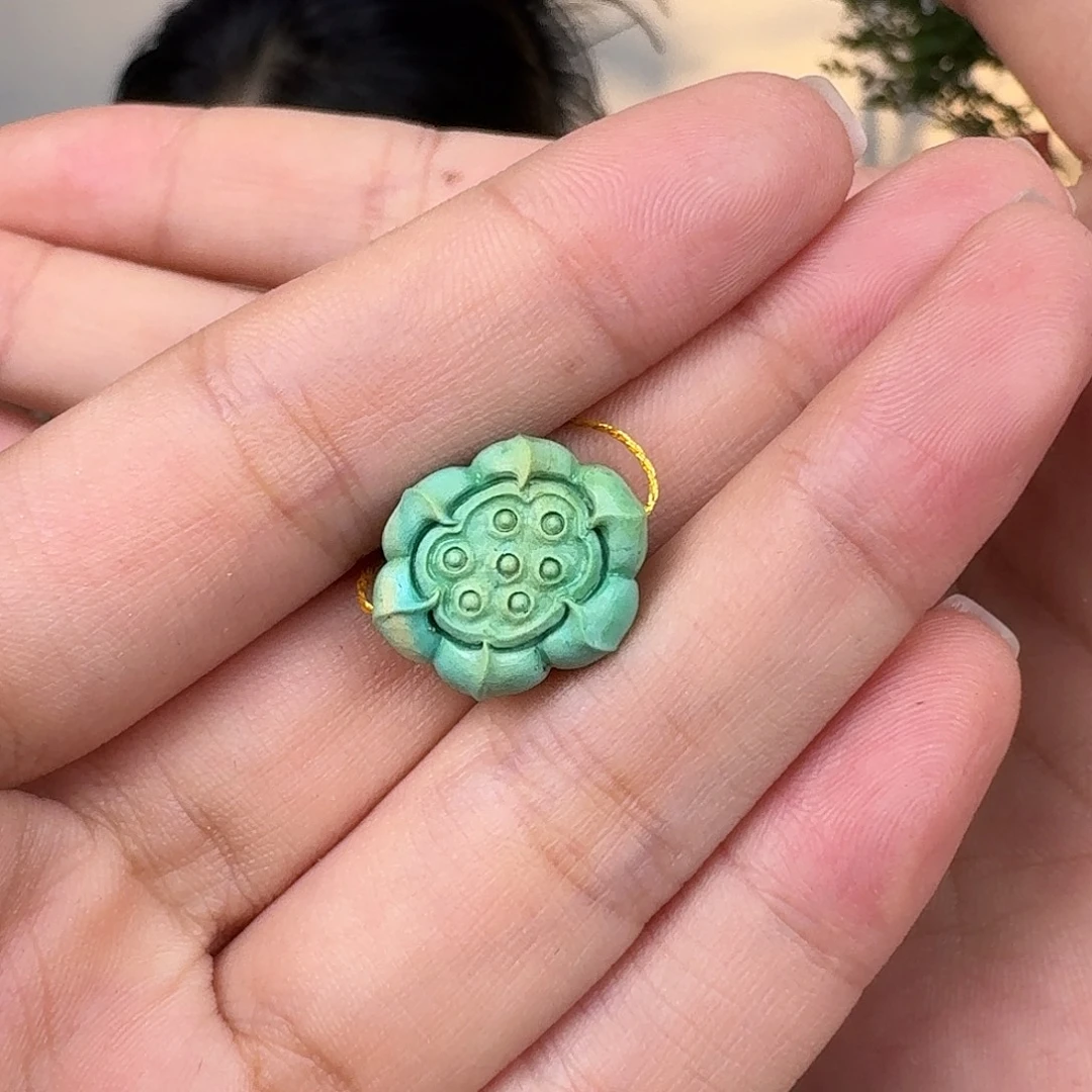 沉***香绿松石未镶嵌珠宝奇石首款