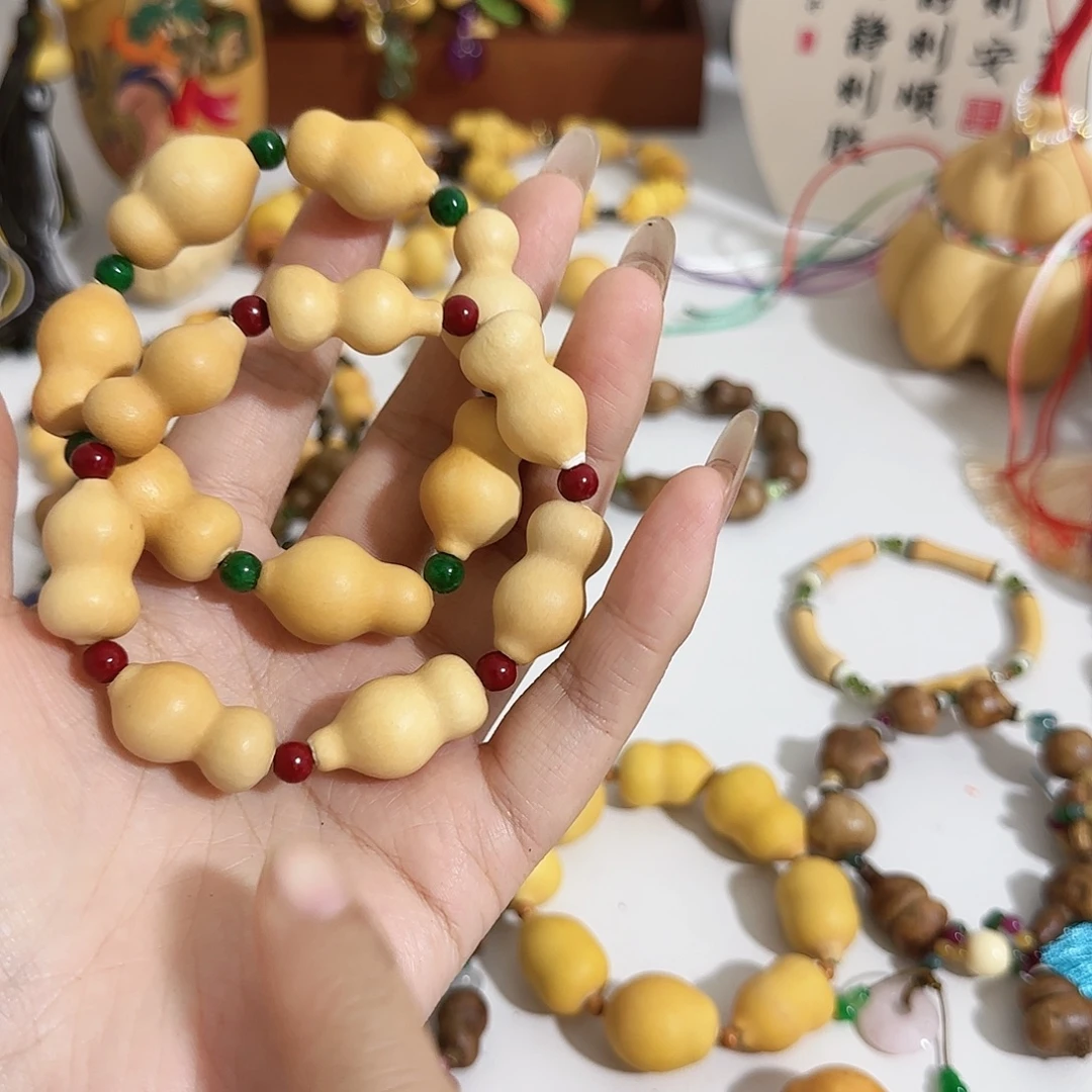 怪***～素皮两串手串120元