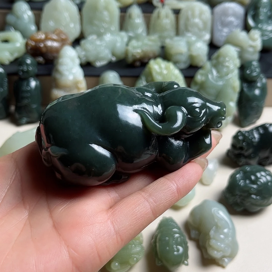 未镶嵌和田玉把件