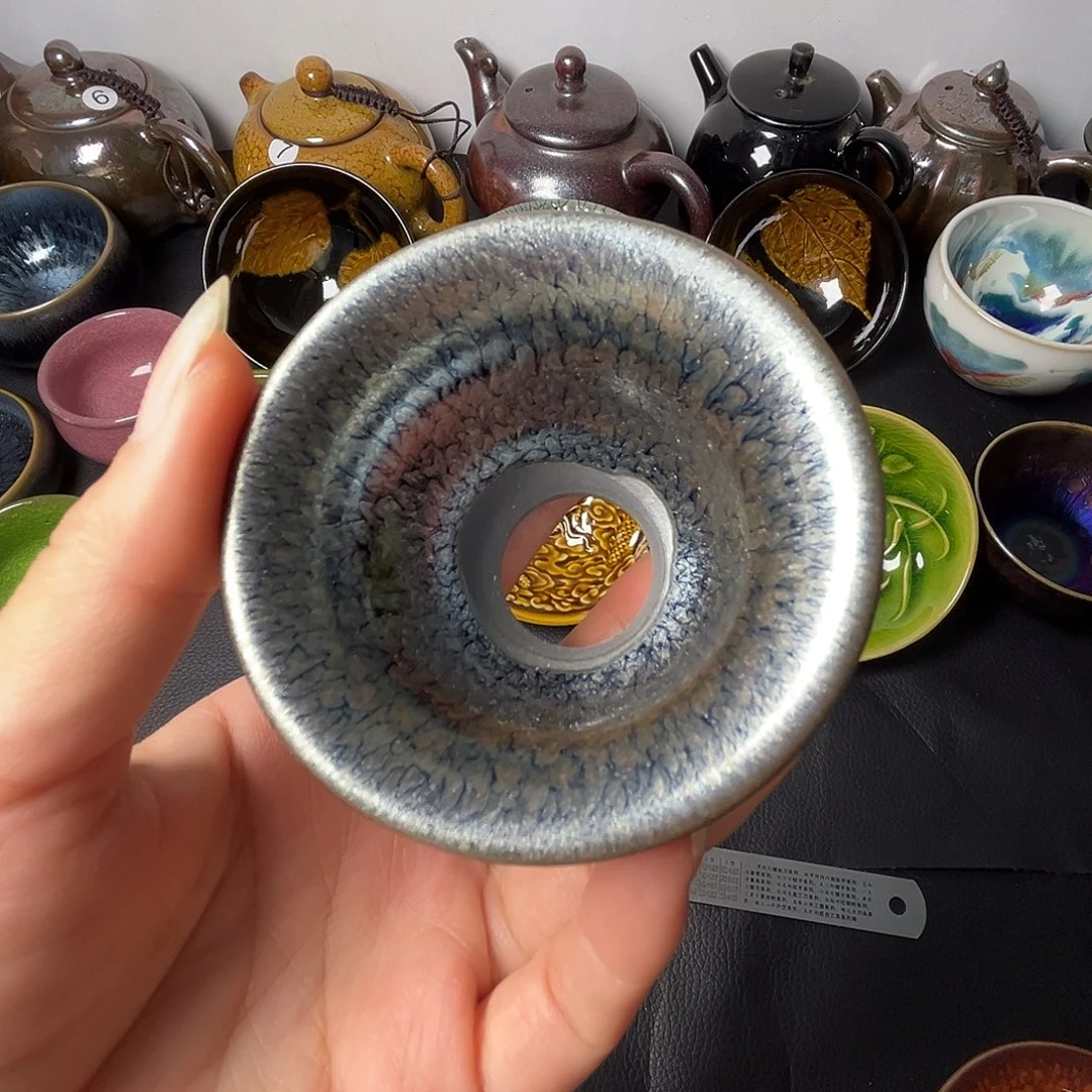 茶盏在这部影片里面是个有