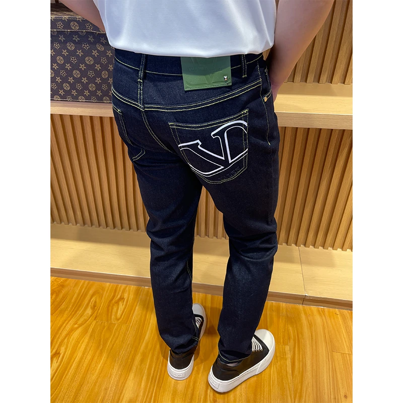 轻奢夏季薄款棉质水洗蓝色牛仔裤男士修身高品质时尚小直筒休闲裤