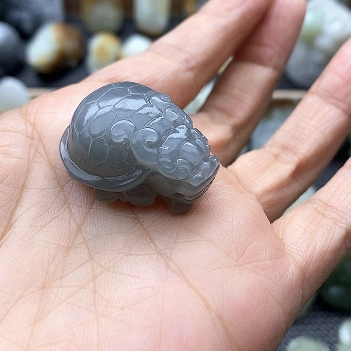 颈饰未镶嵌和田玉（糖玉）S****Y