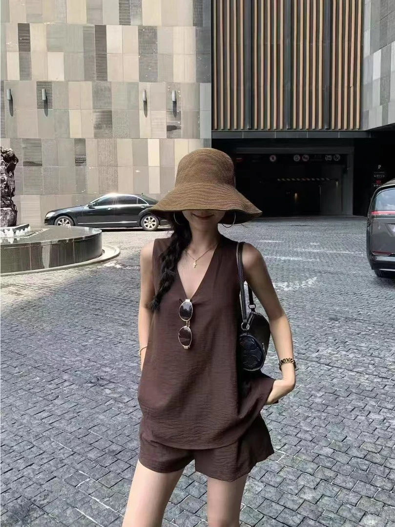 2025新款时尚老钱风显瘦两件套 纯色宽松透气居家无袖