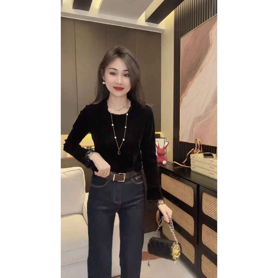 设计感蕾丝拼接黑色上衣2025秋季新款丝绒内搭长袖T恤女打底小衫