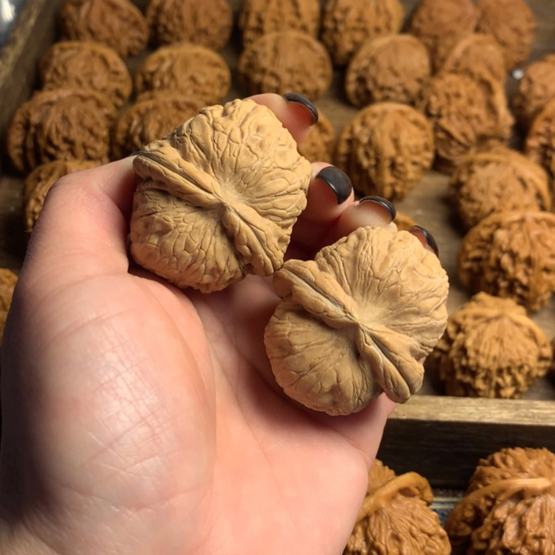 【闪购商品】文玩核桃吊坠没**.元宝