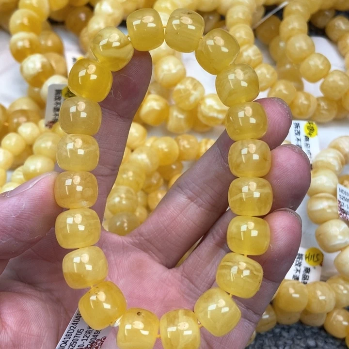 琥珀未镶嵌珠宝奇石8