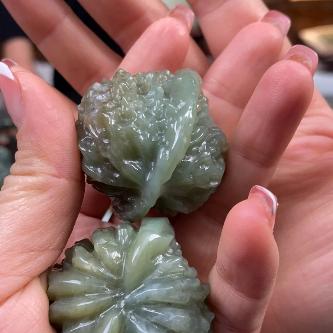 和田玉未镶嵌把件张*