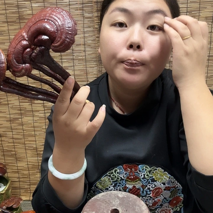无花朵筑****！灵芝孢子囊孢子