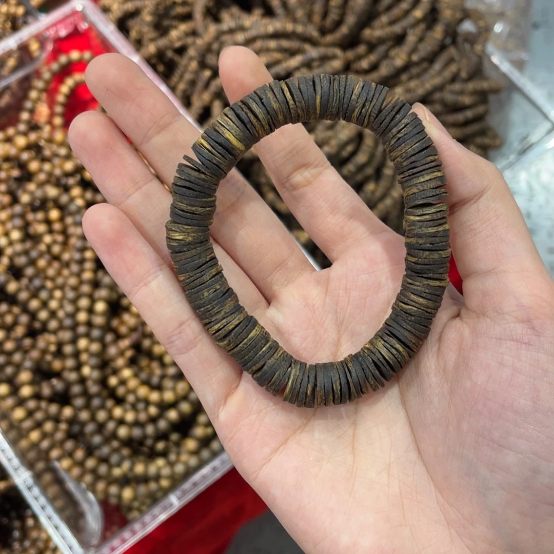 沉香碎屑沉香12片片沉白棋