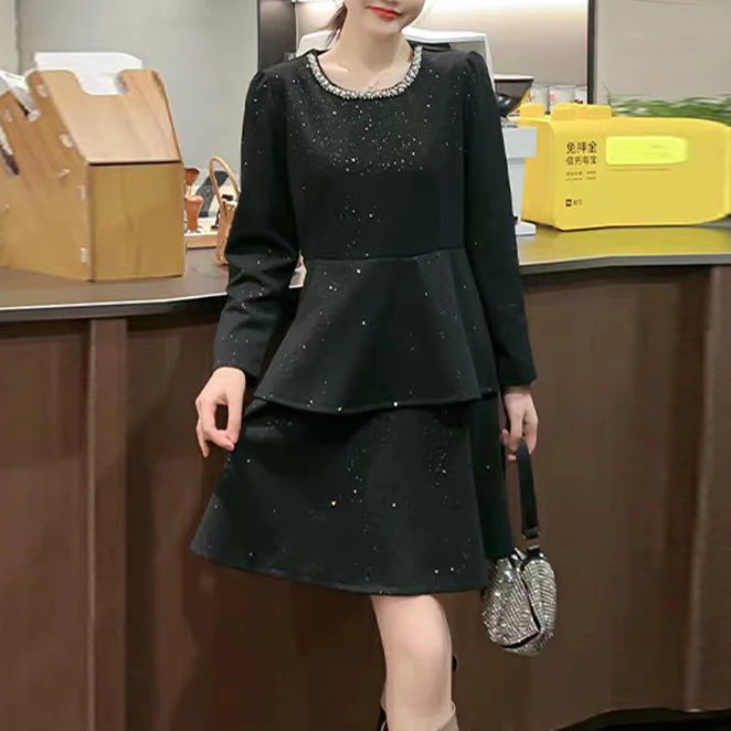 9902-2025年新款时尚洋气显瘦拼接百搭星空连衣裙