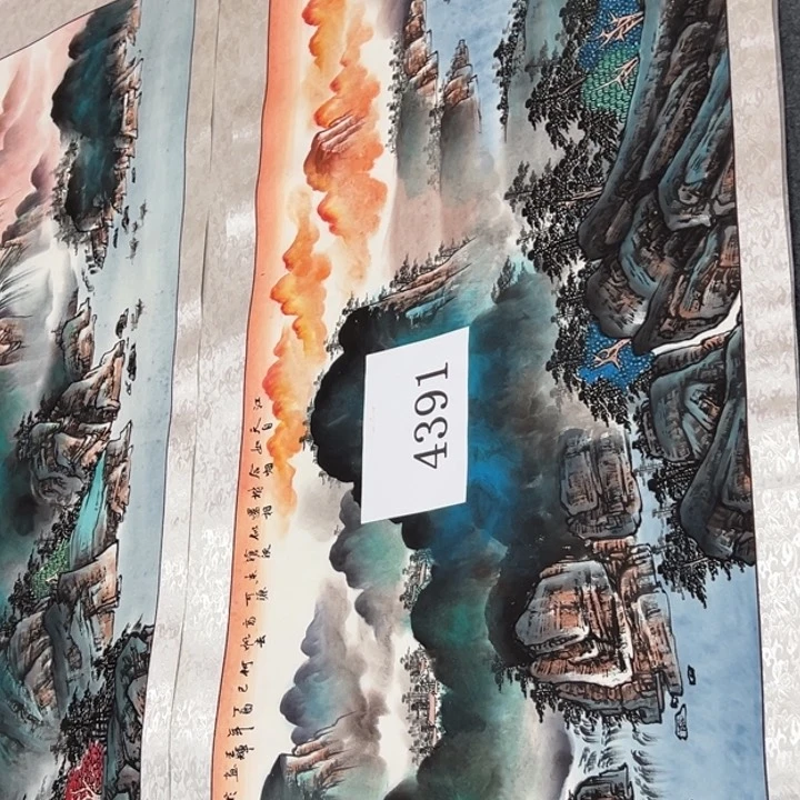 横款福利待遇也很不错的