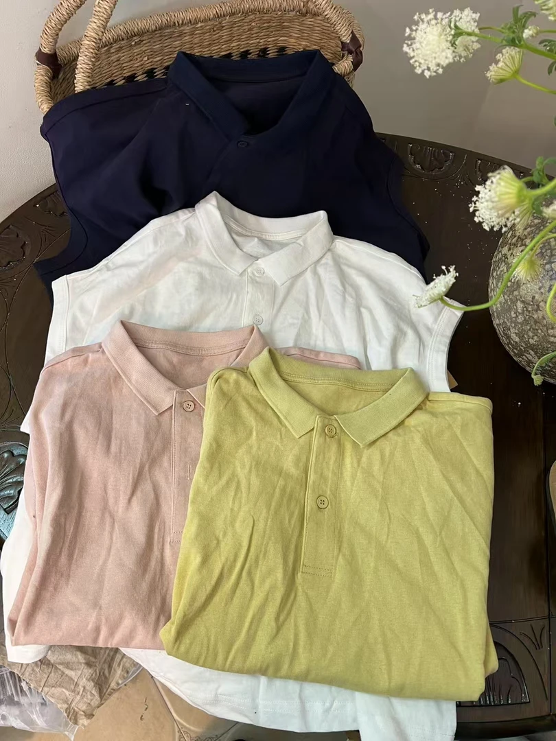 翻领宽松型休闲风短袖