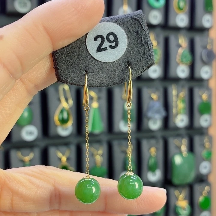 18K金镶嵌和田玉耳饰